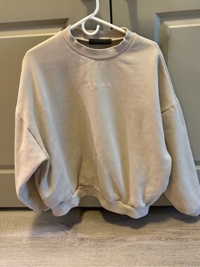 Essentials Men’s Crewneck - Size L